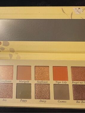 Laura Geller Wildflower Wishes Eyeshadow Palette - Yellow & Gold Accents
